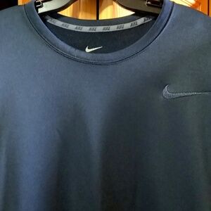 Men’s Nike Therma-Fit Crewneck